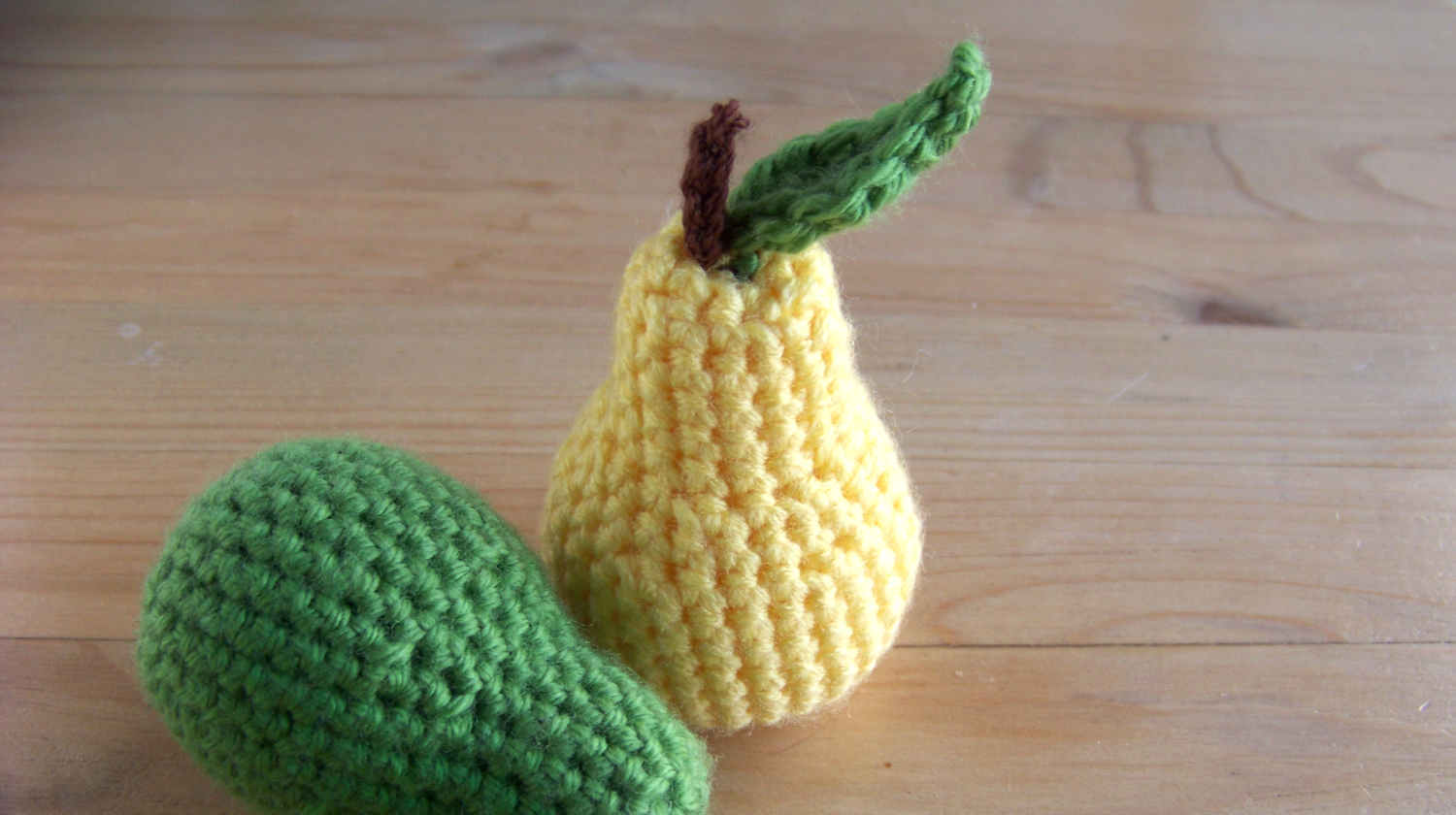 Poire fabriquée en crochet