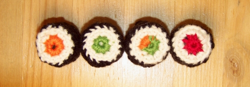 Des sushis en coton fabriqué en crochet