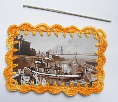 [DIY] Crocheter un cadre en crochet sur une carte postale