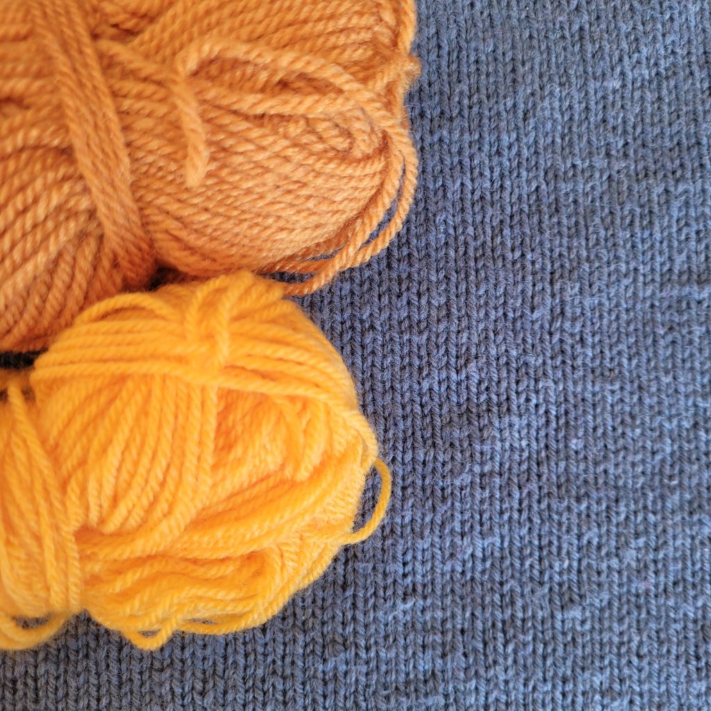 Laine à tricoter en contraste chaud/froid